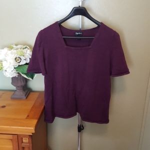 Woman's short sleeve sweater sz 22/24